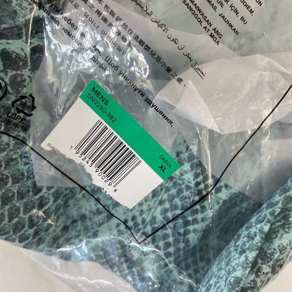 SUPREME x NIKE ACG • Nylon trail short mint snakeprint size XL - Picture 4 of 7